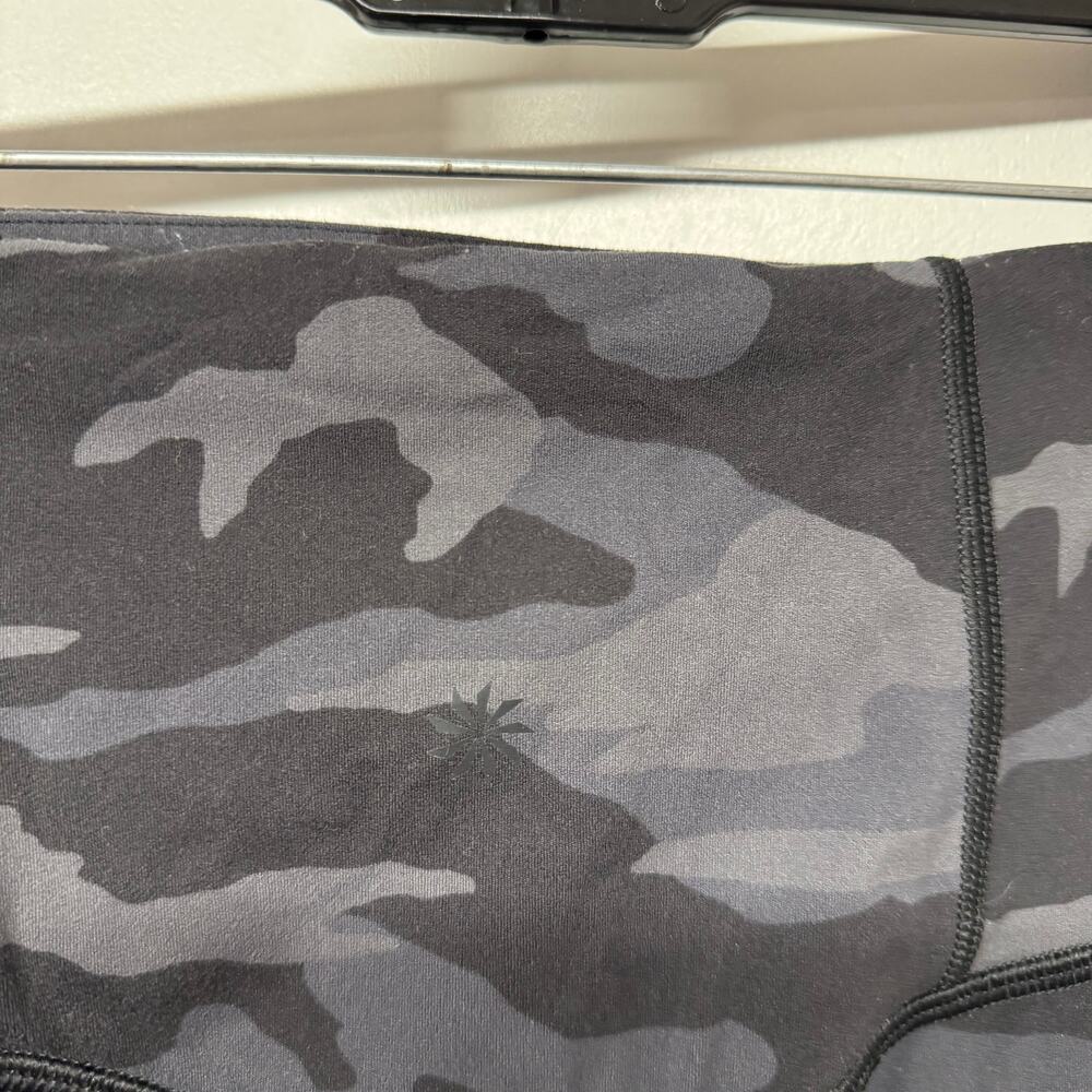Athleta Womens Elation 7/8 Tight Camo Printed Black Gray Size XXS Leggings - Picture 5 of 12